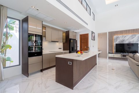 Villa in Bang Tao, Thailand 4 Schlafzimmer № 223537