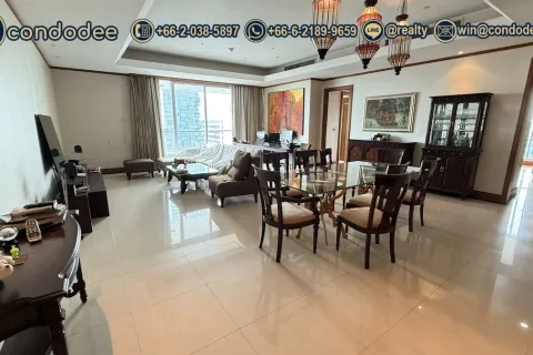 Condo à Sathon, Bangkok, Thaïlande, 3 chambres  № 201426