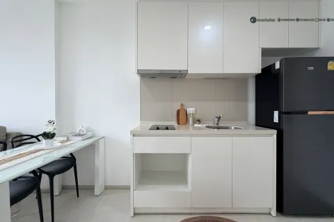 Condo in Watthana, Bangkok, Thailand, 1 bedroom  № 201386 - photo 4