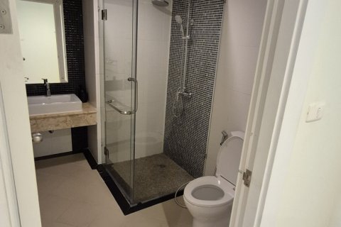 Condo à Phuket, Thaïlande, 2 chambres  № 140932 - photo 2