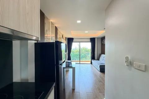 Condo on Jomtien Beach, Pattaya, Thailand, 1 bedroom № 210543 - photo 2
