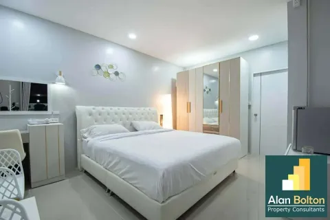 Casa de 6 dormitorios en Pattaya, Tailandia № 210540 - foto 5