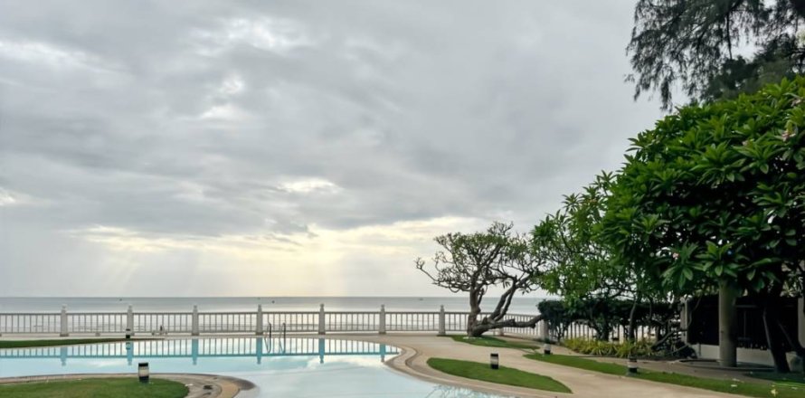 Кондоминиум с 2 спальнями в Хуа Хине, Таиланд № 172915