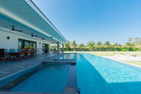 Вилла в Пран Бури, Таиланд с 4 спальнями  № 172917 - фото 2