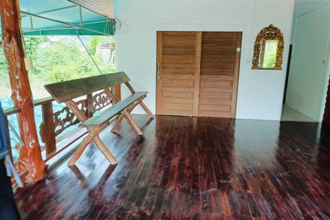 House in Surat Thani, Thailand 2 bedrooms № 115706 - photo 5