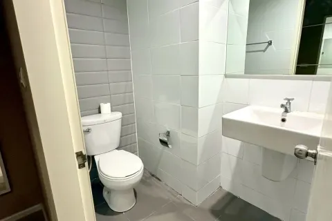 Condo in Khlong Toei, Bangkok, Thailand, 2 bedrooms  № 159647 - photo 6