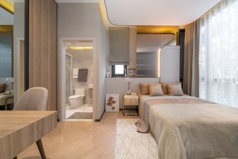 Condo in Bangkok, Thailand, 3 bedrooms  № 159649 - photo 4
