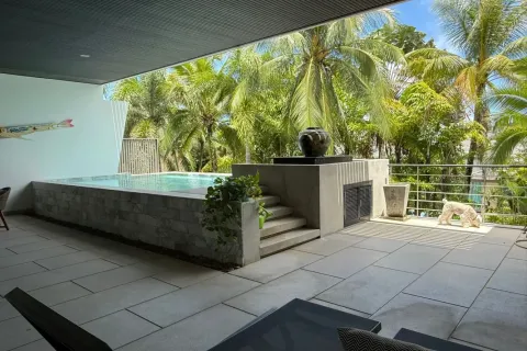 Condo in Bang Tao, Thailand, 2 bedrooms  № 134332