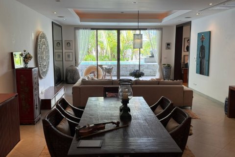 Condo in Bang Tao, Thailand, 2 bedrooms  № 134332 - photo 7