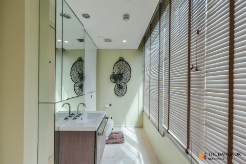 Condominio de 2 dormitorios en Bangkok, Tailandia № 233544 - foto 4
