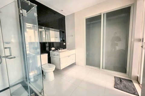 Condo in Bangkok, Thailand, 1 bedroom № 115405 - photo 7