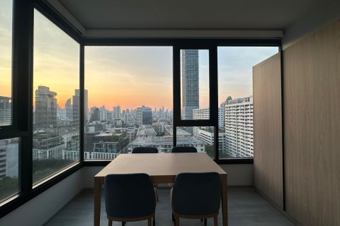 Кондоминиум с 2 спальнями в Ваттхане, Бангкок, Таиланд № 147949 - фото 6