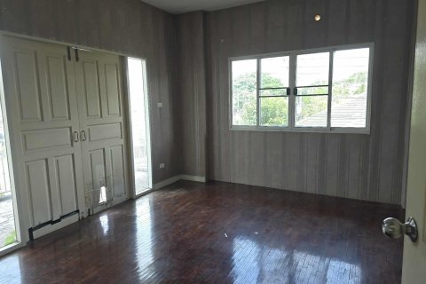 House in Chiang Mai, Thailand 6 bedrooms № 147951 - photo 8