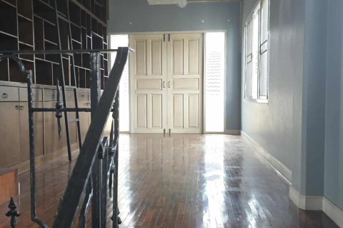 House in Chiang Mai, Thailand 6 bedrooms № 147951 - photo 11