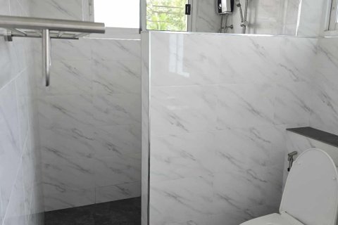 House in Chiang Mai, Thailand 6 bedrooms № 147951 - photo 13