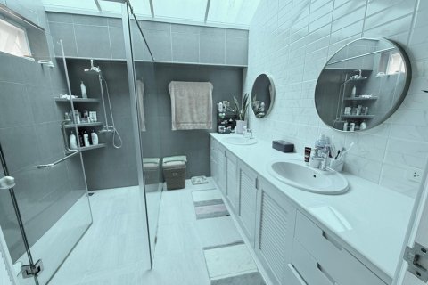 Вилла в Хуа Хине, Таиланд с 2 спальнями  № 135410 - фото 16