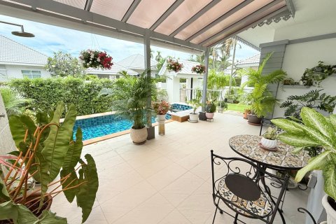 Вилла в Хуа Хине, Таиланд с 2 спальнями  № 135410 - фото 5