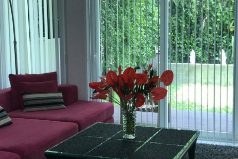 House in Din Daeng, Bangkok, Thailand 4 bedrooms № 135415 - photo 15