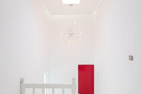 House in Din Daeng, Bangkok, Thailand 4 bedrooms № 135415 - photo 10