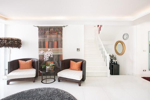 House in Din Daeng, Bangkok, Thailand 4 bedrooms № 135415 - photo 5