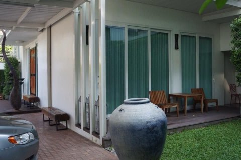 House in Din Daeng, Bangkok, Thailand 4 bedrooms № 135415 - photo 20