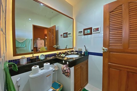 Townhouse in Hua Hin, Thailand 1 bedroom № 205683 - photo 15