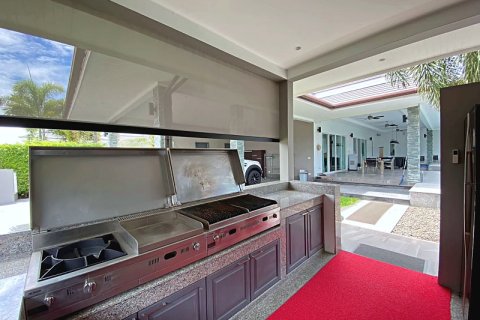 Villa in Hua Hin, Thailand 3 bedrooms № 205680 - photo 12