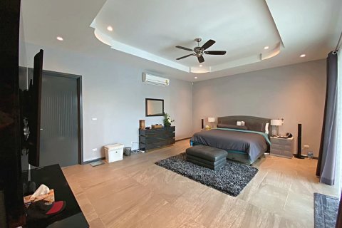 Villa in Hua Hin, Thailand 3 bedrooms № 205680 - photo 29