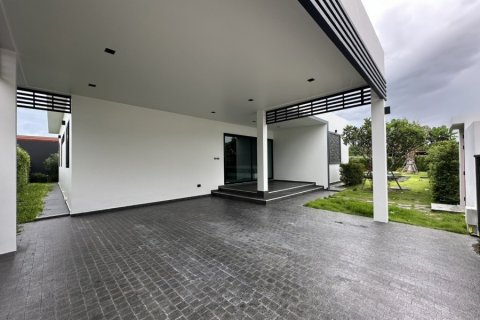 Villa in Hua Hin, Thailand 3 bedrooms № 205684 - photo 21
