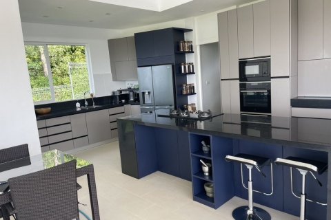 Villa in Pa Klok, Thailand 5 bedrooms № 138079 - photo 3