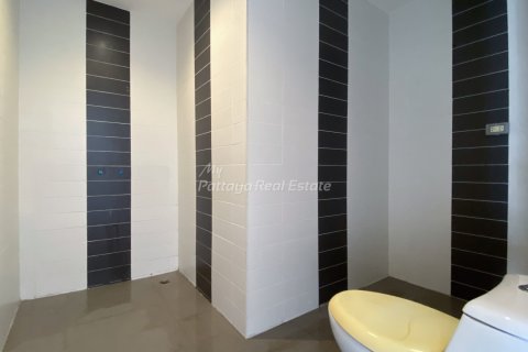 Condo in Bang Lamung, Thailand, 3 bedrooms № 154498 - photo 30