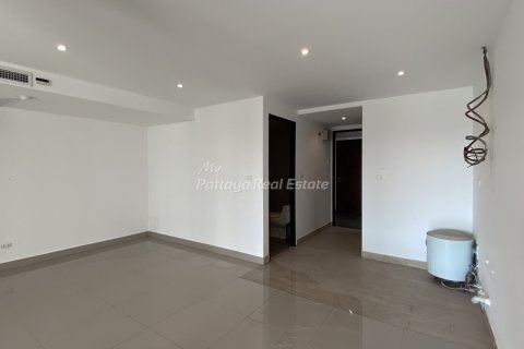 Condo in Bang Lamung, Thailand, 3 bedrooms № 154498 - photo 28