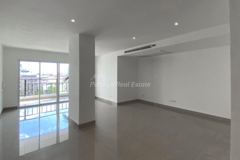 Condo in Bang Lamung, Thailand, 3 bedrooms № 154498 - photo 26