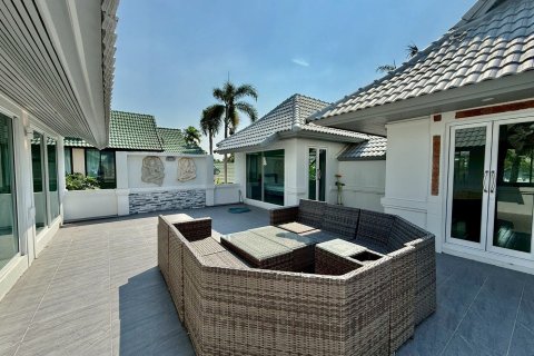 Maison à Pattaya, Thaïlande 4 chambres № 154495 - photo 27