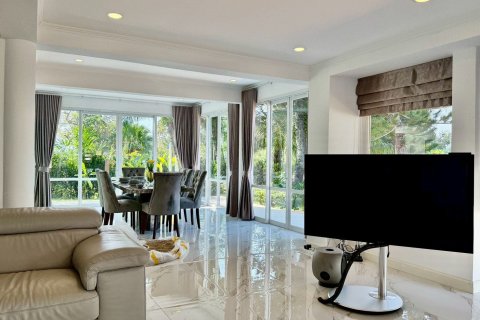 Maison à Pattaya, Thaïlande 4 chambres № 154495 - photo 13