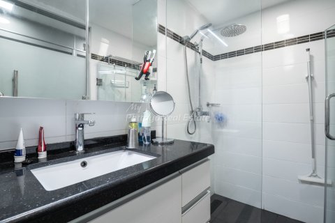 Condo in Bang Lamung, Thailand, 1 bedroom № 154499 - photo 15