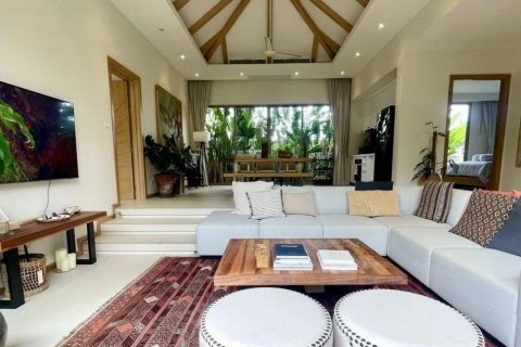 Villa in Phuket, Thailand 3 bedrooms № 140863 - photo 16