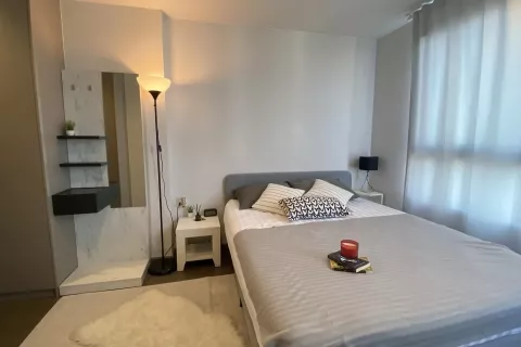 Studio in the Condo in Phra Khanong, Bangkok, Thailand  № 140869 - photo 7