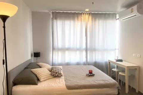 Studio in the Condo in Phra Khanong, Bangkok, Thailand  № 140869 - photo 8