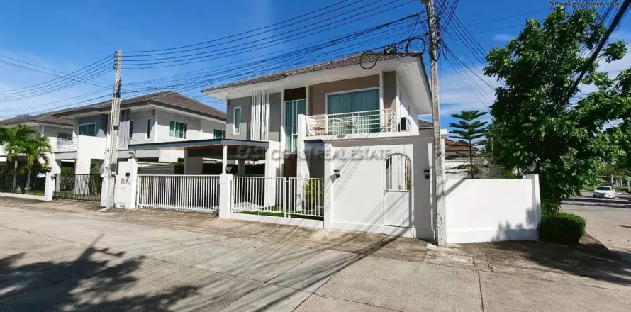 Casa de 3 dormitorios en Pattaya, Tailandia № 212529
