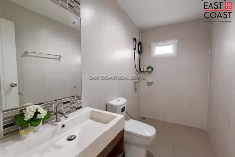 Casa de 3 dormitorios en Pattaya, Tailandia № 212529 - foto 18