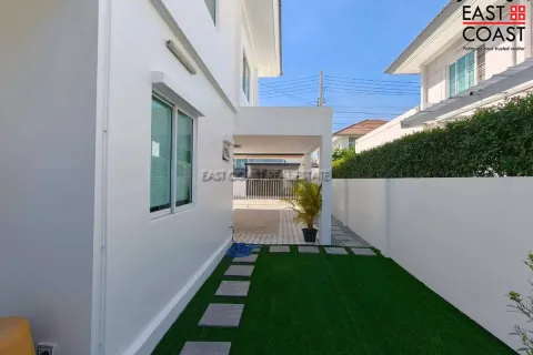 Casa de 3 dormitorios en Pattaya, Tailandia № 212529 - foto 10