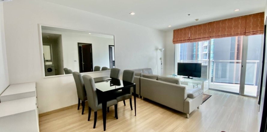 Студия в кондо в Ваттхане, Бангкок, Таиланд № 149277