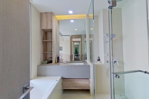 Студия в кондо в Ваттхане, Бангкок, Таиланд № 149274 - фото 11