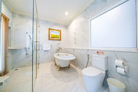 Villa in Pattaya, Thailand 4 bedrooms № 158257 - photo 5