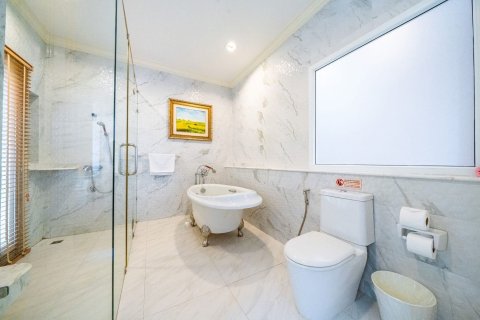 Villa in Pattaya, Thailand 4 bedrooms № 158257 - photo 10