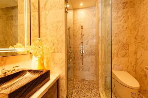 Condo in Khlong San, Bangkok, Thailand, 2 bedrooms  № 158259 - photo 14