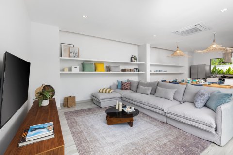 Вилла в Пхукете, Таиланд с 4 спальнями  № 158260 - фото 11