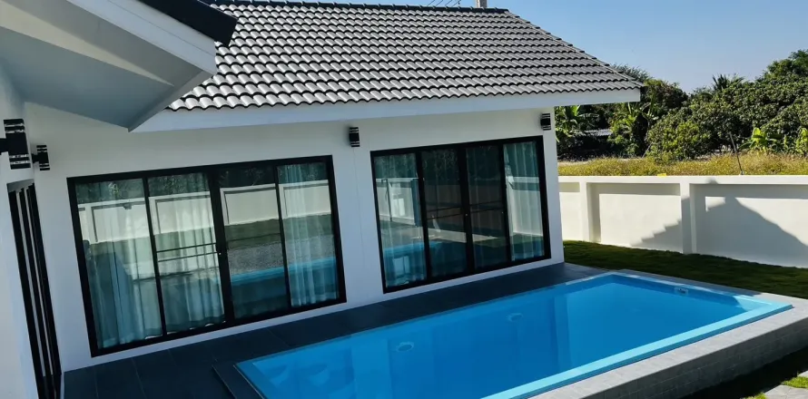 Villa à Hang Dong, Thaïlande 3 chambres № 158261