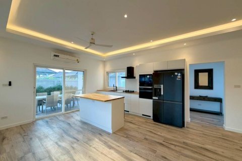 Villa in Hua Hin, Thailand 3 bedrooms № 176844 - photo 7